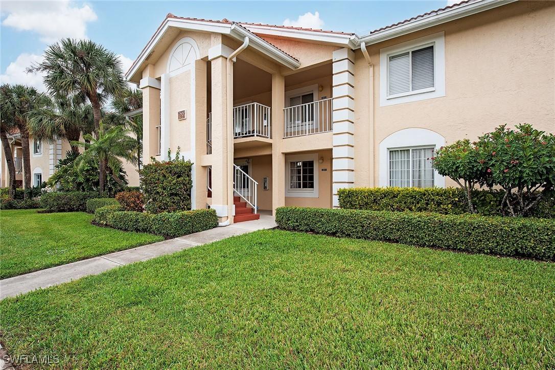 7800 Emerald Cir. #B102, Naples, FL 34109