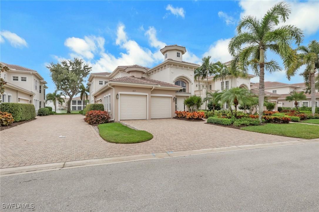 517 Avellino Isles Cir. #101, Naples, FL 34119