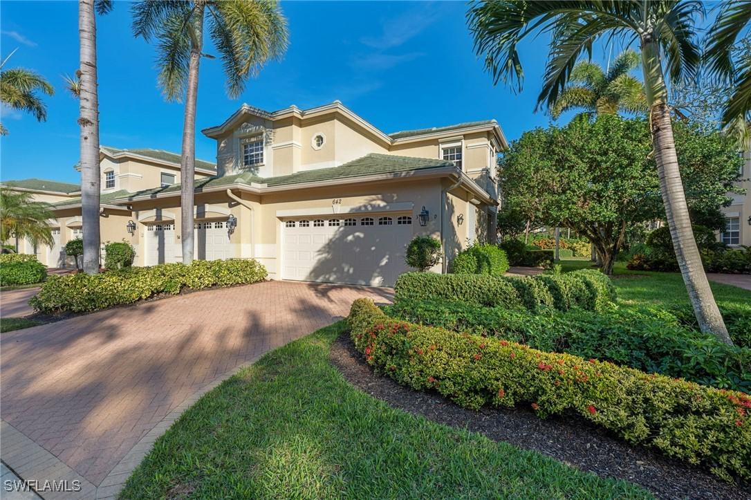 642 Vintage Reserve Cir. #3D, Naples, FL 34119