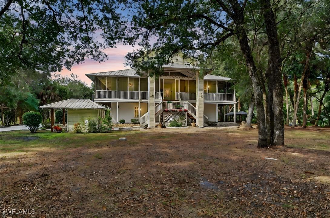 685 11th St., Naples, FL 34120