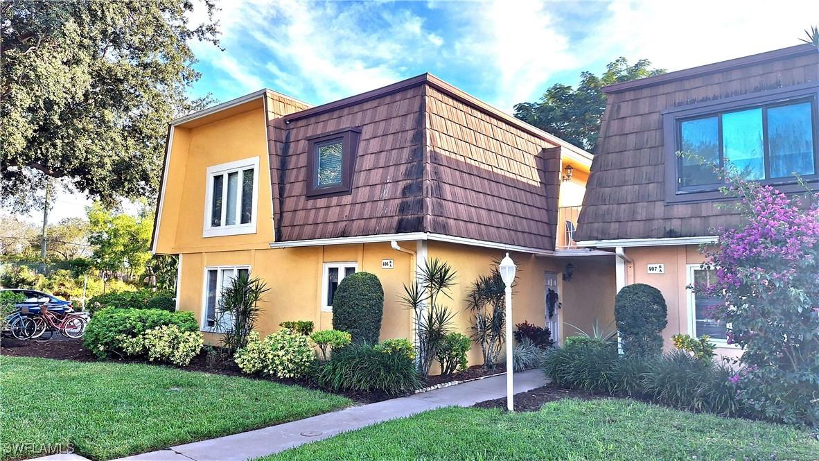 406 Meadowlark Ln. #406A, Naples, FL 34105