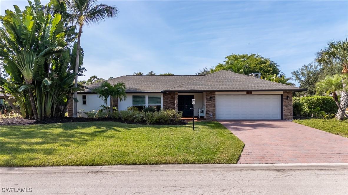 1315 Chalon Ln., Fort Myers, FL 33919