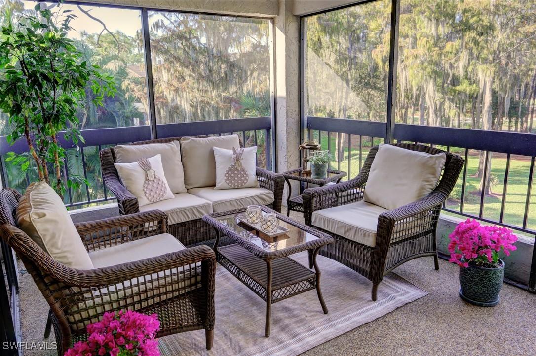 200 Wyndemere Way #B302, Naples, FL 34105