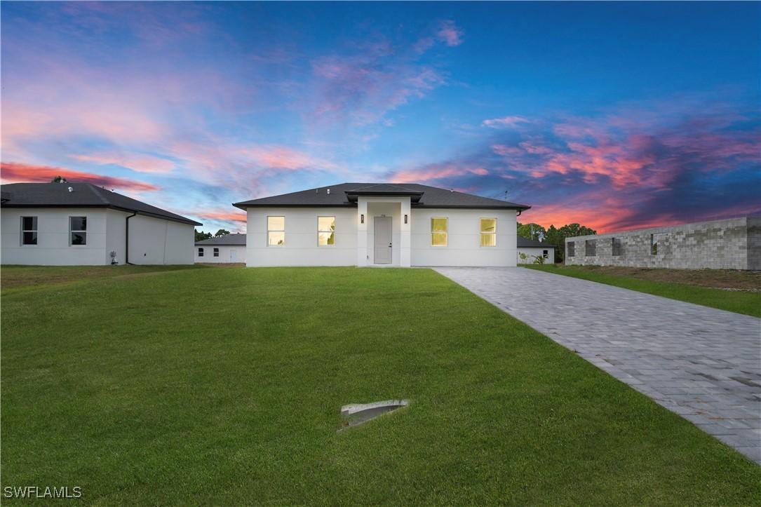 708 Peacock Ave., Lehigh Acres, FL 33974