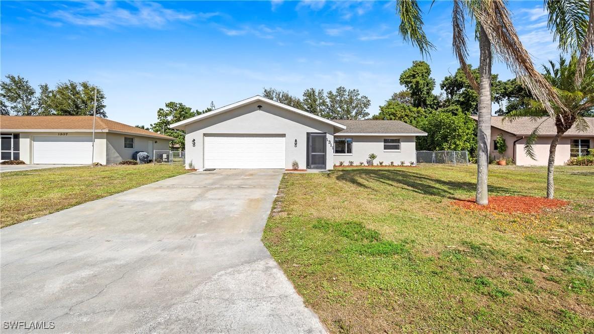 1311 SE 33rd Ter., Cape Coral, FL 33904