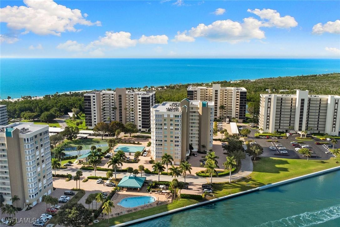 21 Bluebill Ave. #904B, Naples, FL 34108