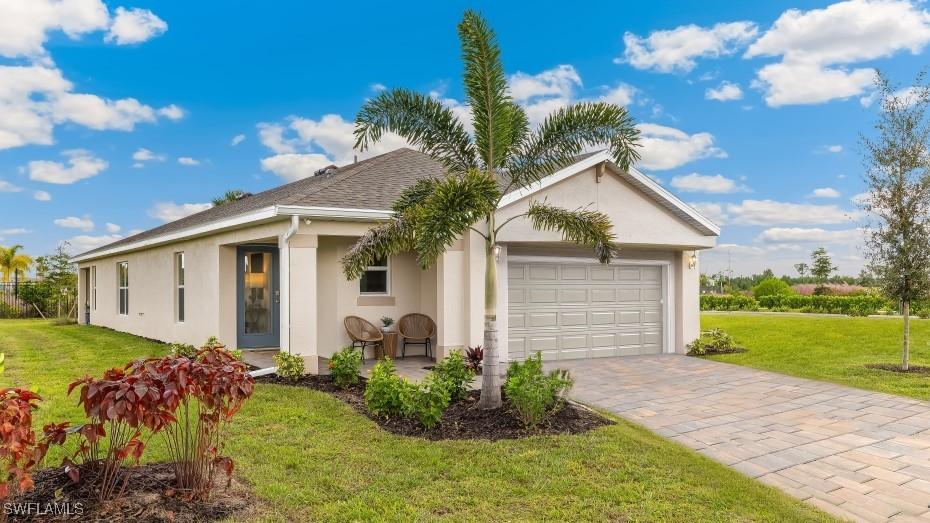2692 Star Coral Dr., North Fort Myers, FL 33903