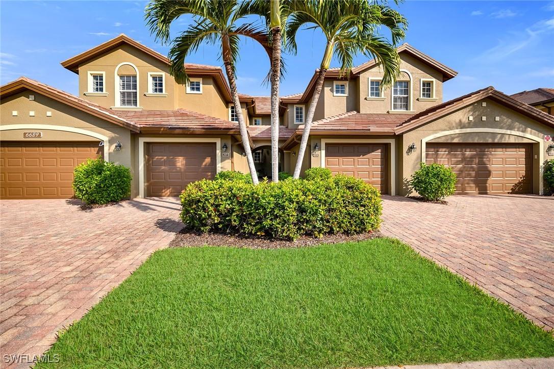 6689 Alden Woods Cir. #201, Naples, FL 34113