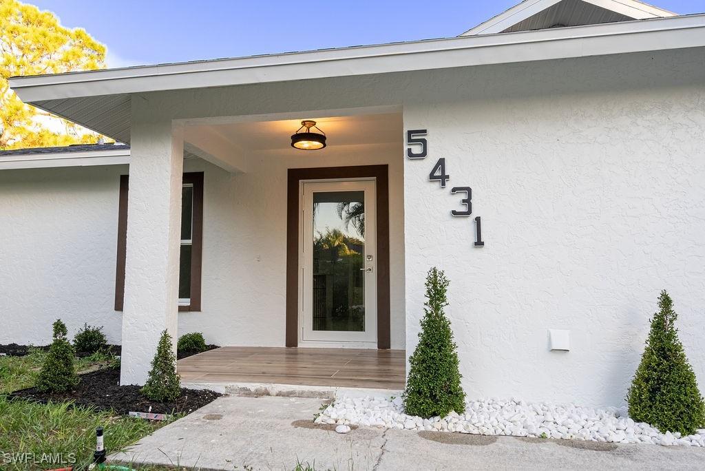 5431 23rd Ave., Naples, FL 34116