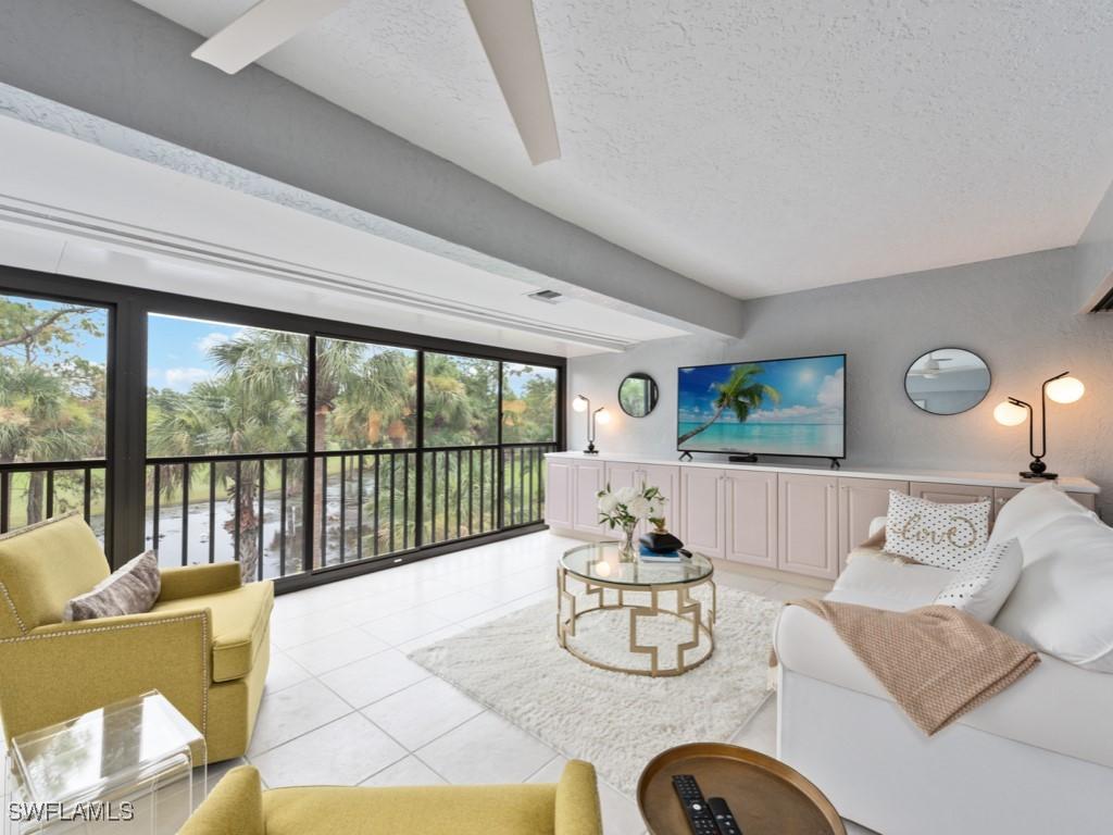 88 Cypress View Dr. #F88, Naples, FL 34113