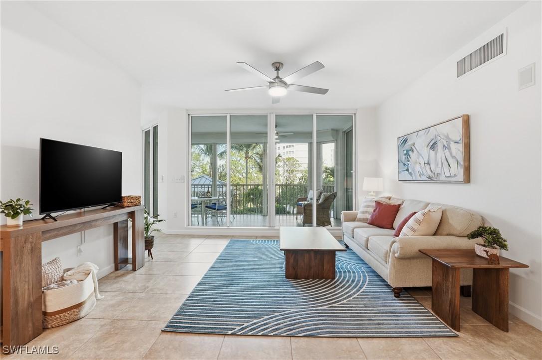 325 Dunes Blvd. #205, Naples, FL 34110