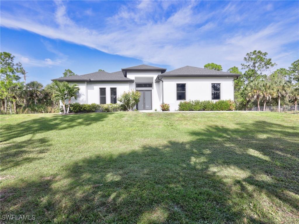 1819 12th Ave., Naples, FL 34120