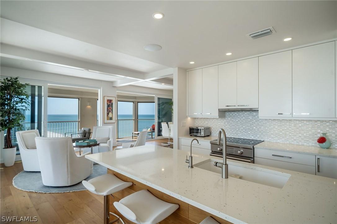 4051 Gulf Shore Blvd. #1406, Naples, FL 34103