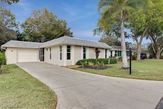 265 Yorkshire Ct. #8, Naples, FL 34112