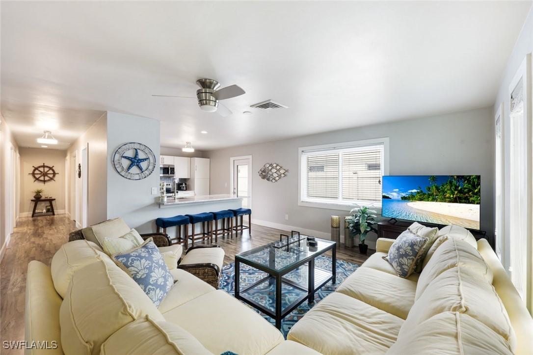 645 101st Ave., Naples, FL 34108