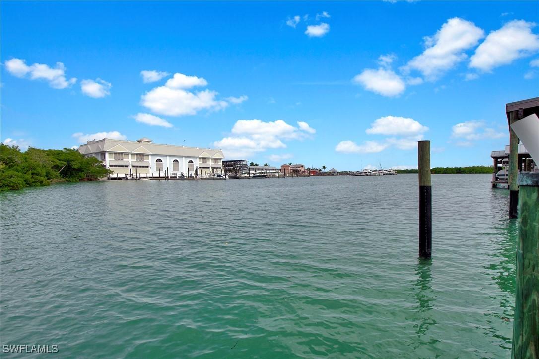 101 Pago Pago Dr., Naples, FL