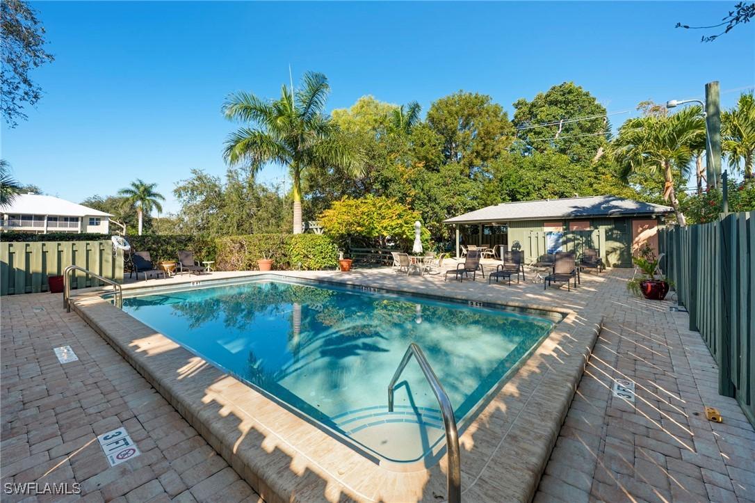 1337 Solana Rd. #K9, Naples, FL 34103