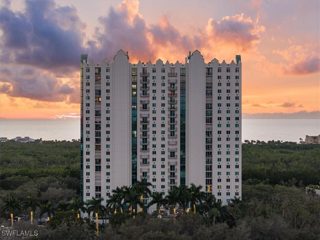 7515 Pelican Bay Blvd. #19C, Naples, FL 34108
