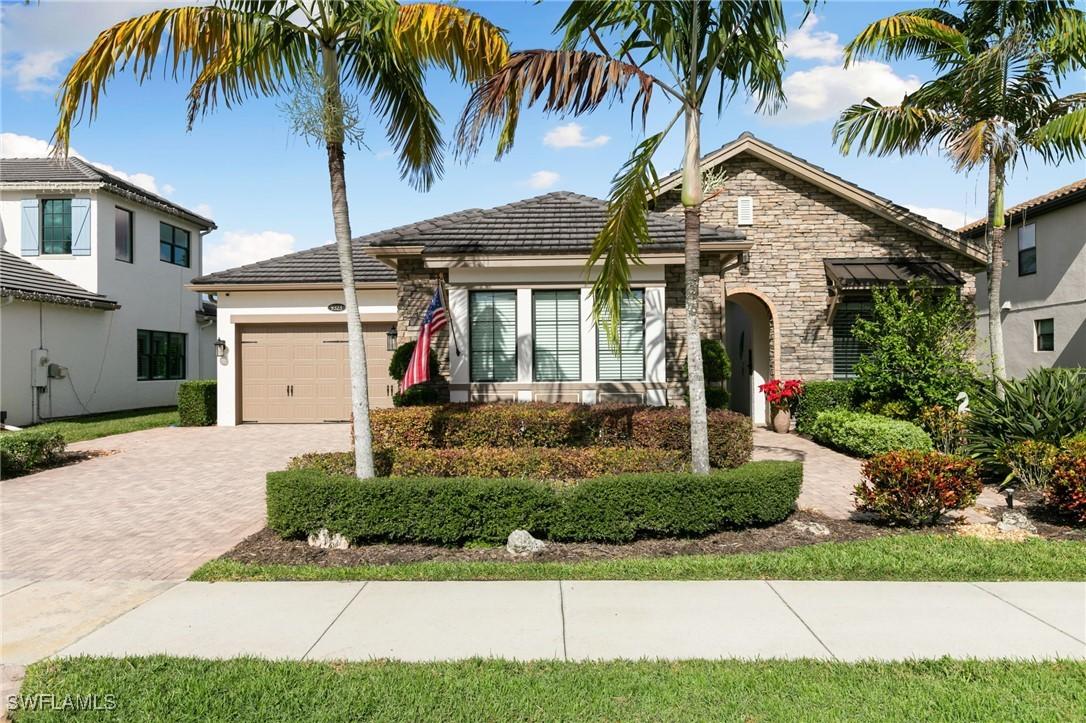 9323 Glenforest Dr., Naples, FL 34120
