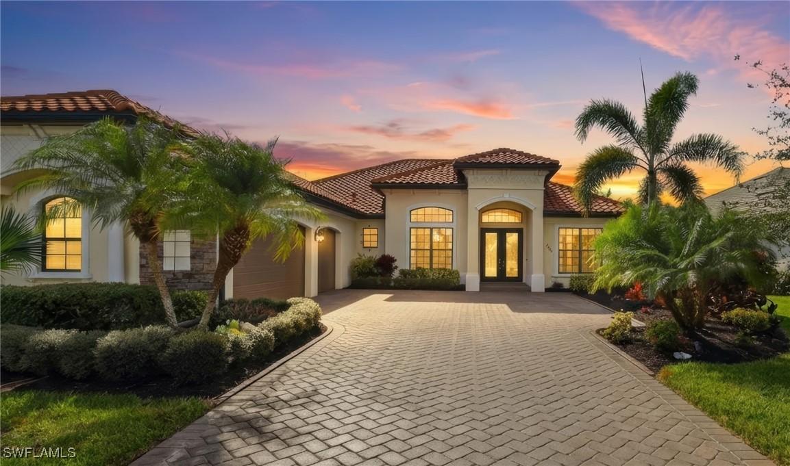 2280 Somerset Pl., Naples, FL 34120