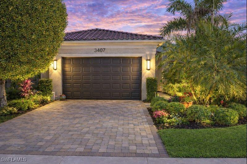 3407 Baltic Dr., Naples, FL 34119