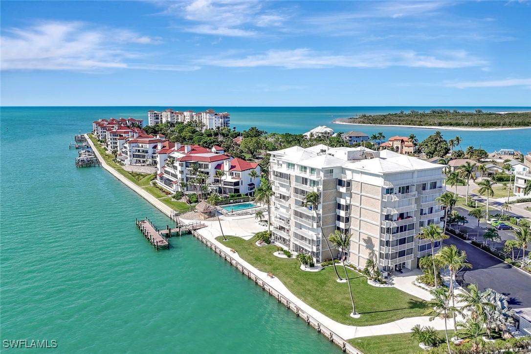 60 Pelican St. #401, Naples, FL 34113