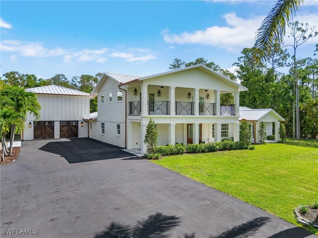 6155 Standing Oaks Ln., Naples, FL 34119