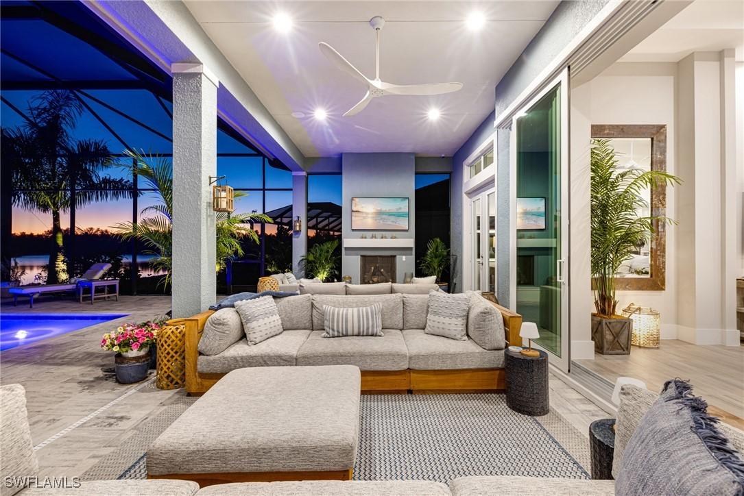 14248 Laguna Springs Ln., Naples, FL 34114