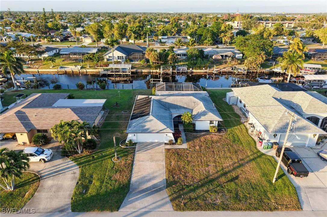 1433 SE 28th Ter., Cape Coral, FL 33904