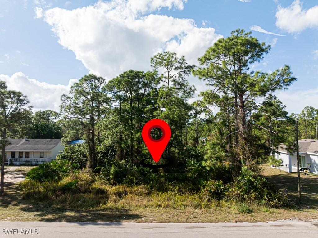 921 Moore Ave., Lehigh Acres, FL 33972