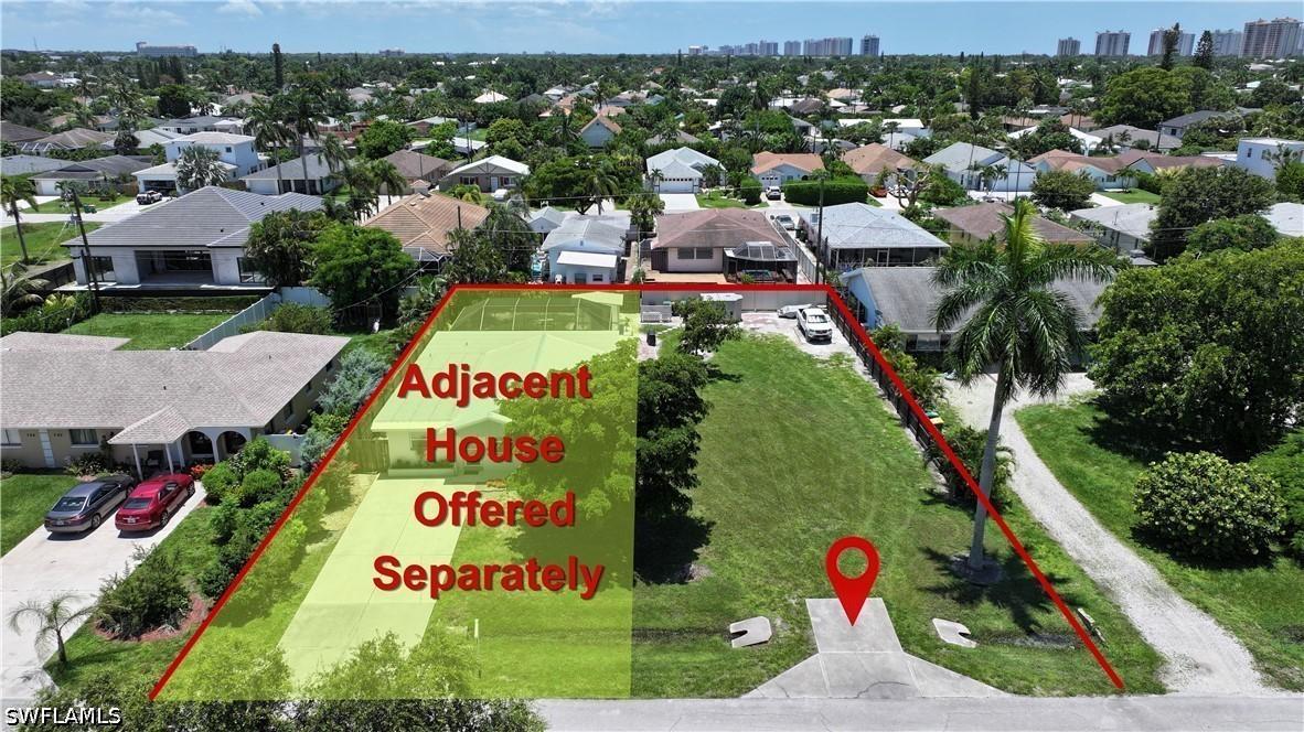 736 104th Ave., Naples, FL 34108