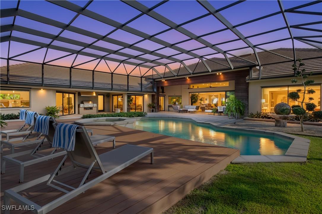 705 Shadow Lake Ln., Naples, FL 34108