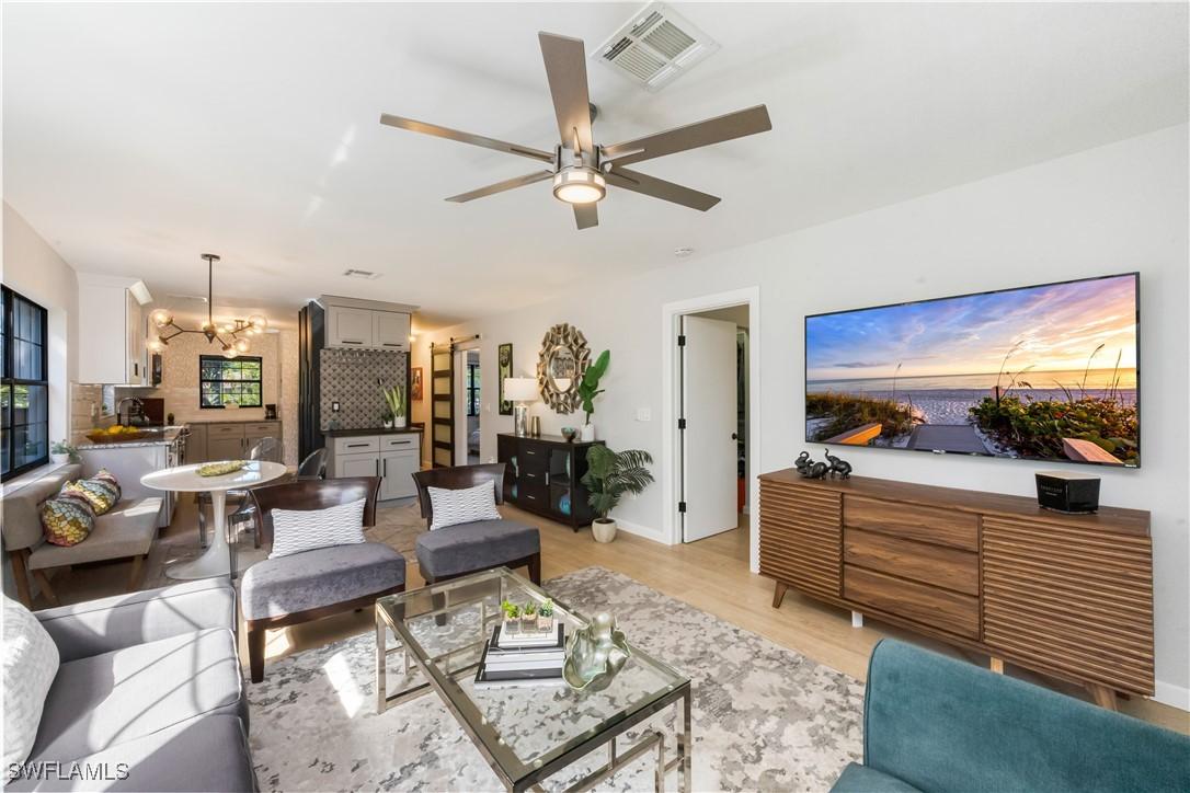 5238 Treetops Dr. #L201, Naples, FL 34113