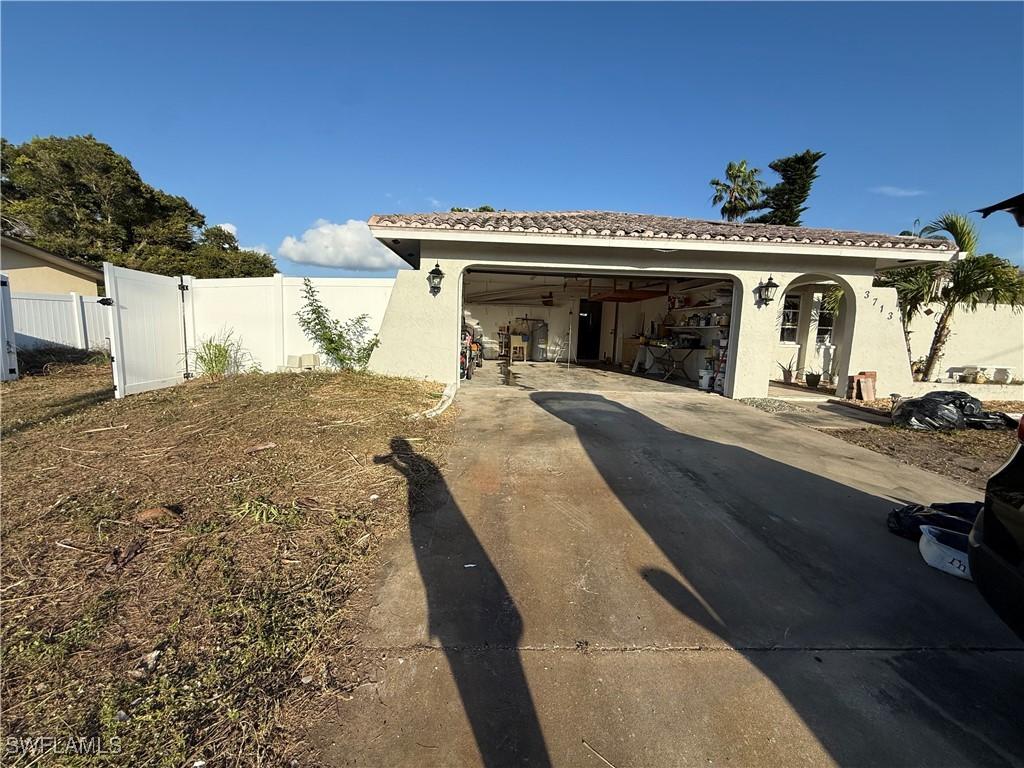 3713 SE 8th Ave., Cape Coral, FL 33904