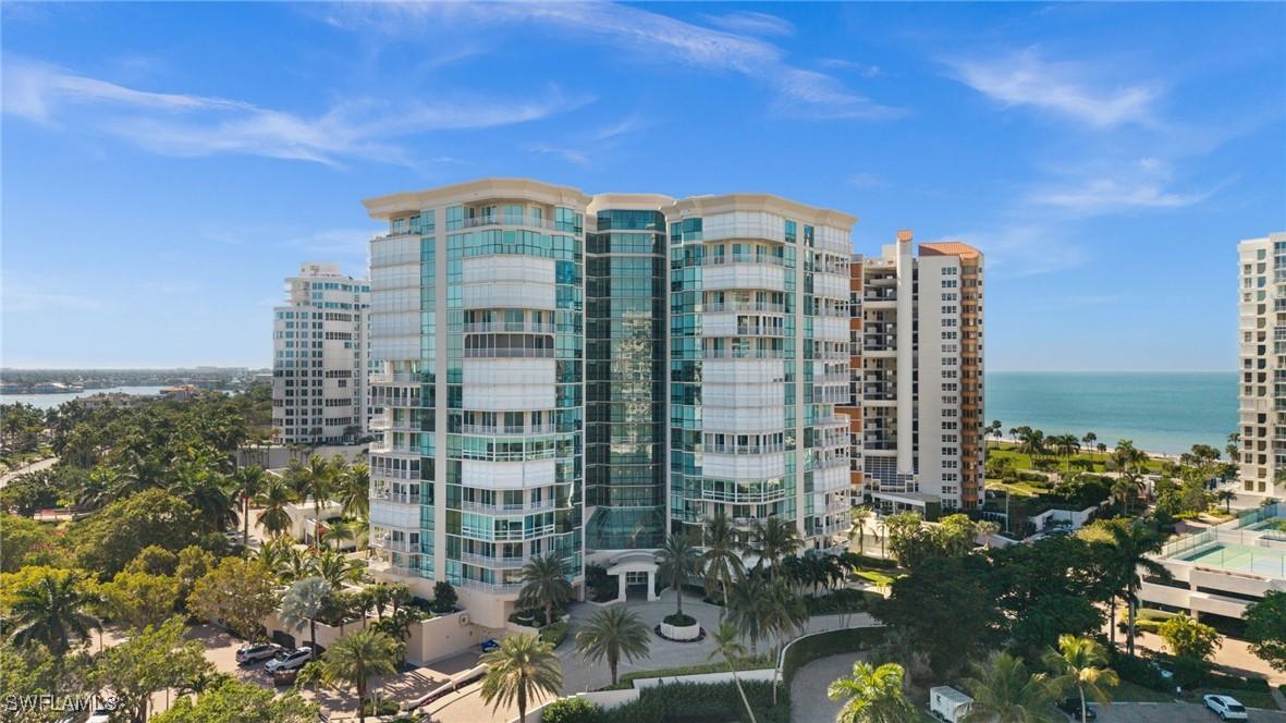 4255 Gulf Shore Blvd. #204, Naples, FL 34103