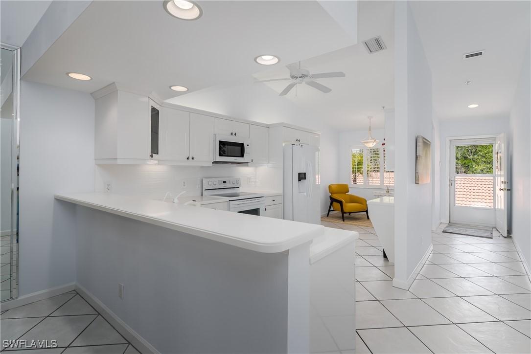 6660 Beach Resort Dr. #16, Naples, FL 34114