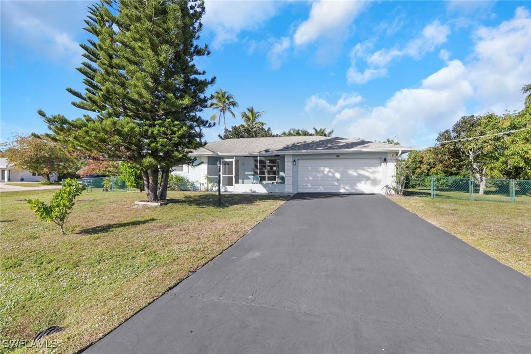 105 Valley Dr., Bonita Springs, FL 34134