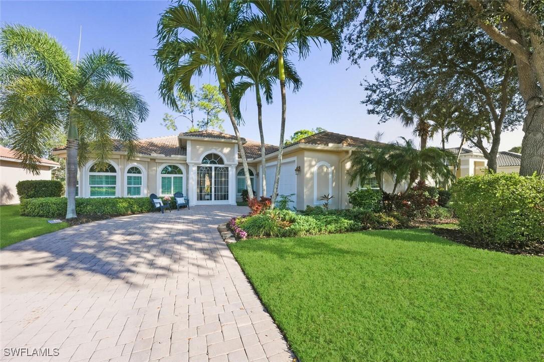 3657 Recreation Ln., Naples, FL 34116
