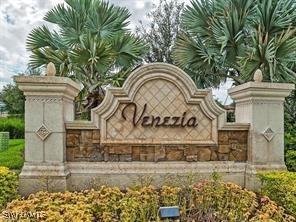 9840 Venezia Cir. #824, Naples, FL 34113