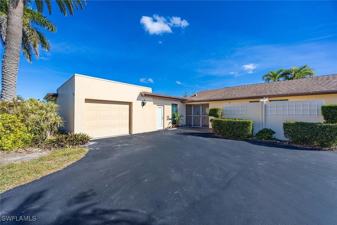 4185 Lakewood Blvd., Naples, FL 34112