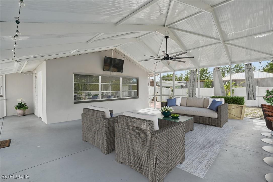 426 Chestnut Ave Nw, Port Charlotte, FL 33952