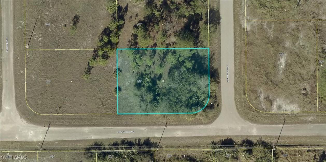 652 Sunflower Ave., Lehigh Acres, FL 33974