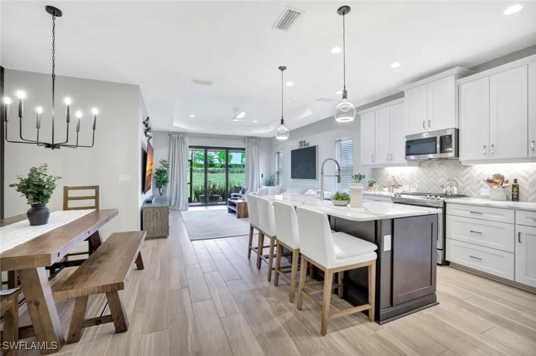 4621 Centaurus Cir., Naples, FL 34120