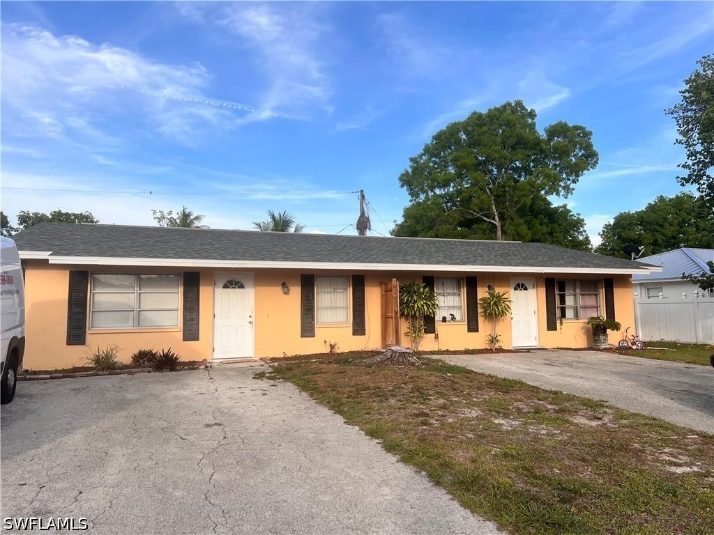 4538 Boabadilla St., Naples, FL 34103