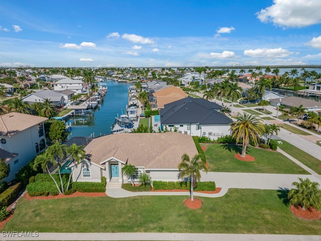 200 Windbrook Ct., Marco Island, FL 34145