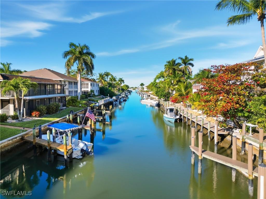 1519 Chesapeake Ave. #B-5, Naples, FL 34102