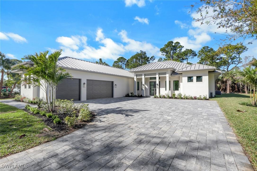 1109 15th St., Naples, FL 34117