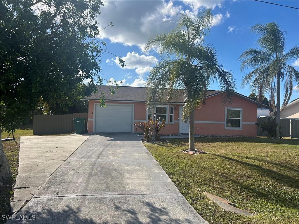 2049 50th St., Naples, FL 34116