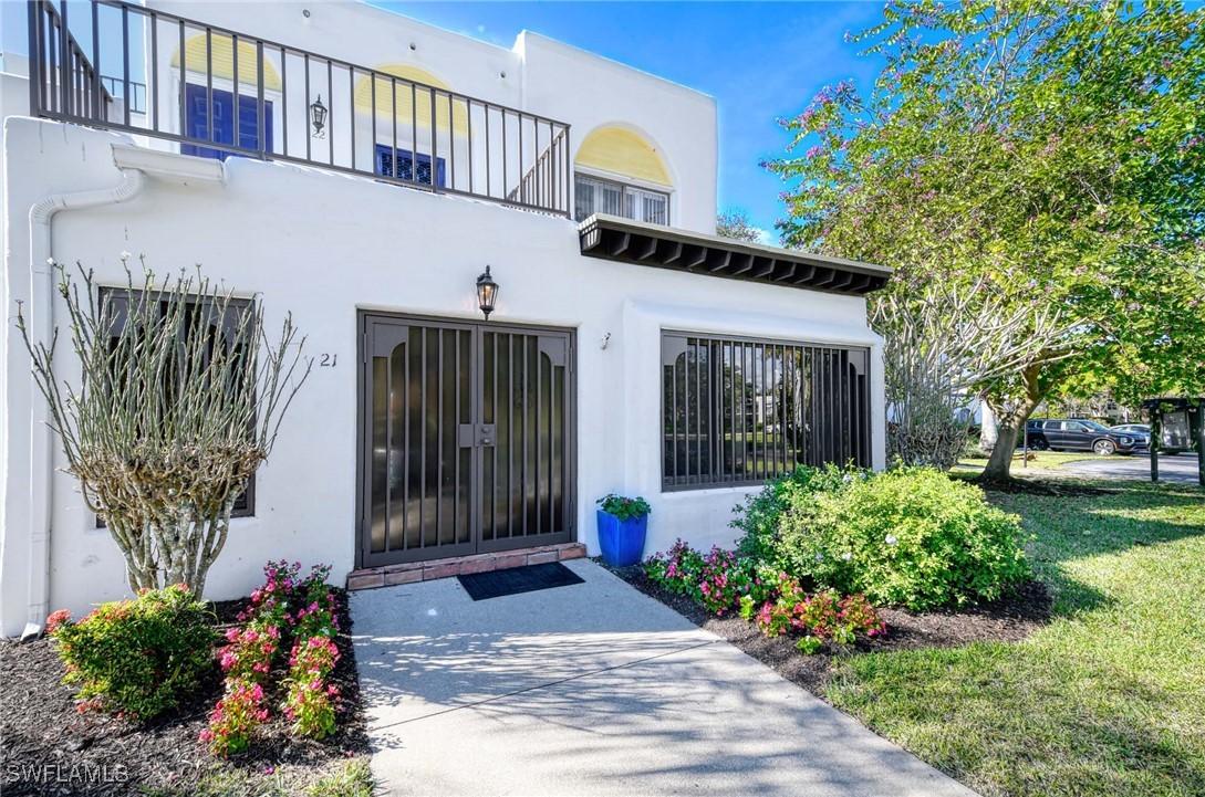 3308 Europa Dr. #21, Naples, FL 34105