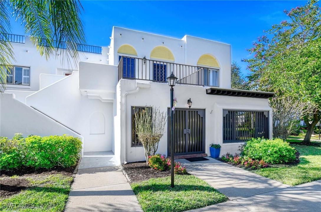 3308 Europa Dr. #22, Naples, FL 34105